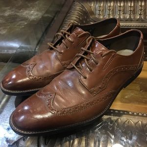 clarks wingtip shoes